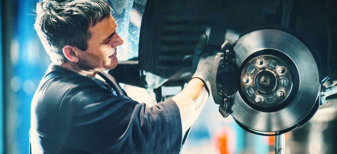 Disco e pastilha de freio: como orientar clientes sobre o momento de troca?