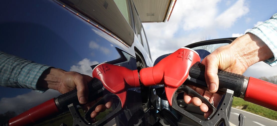 Como saber se a gasolina é adulterada? Analise 4 sinais!