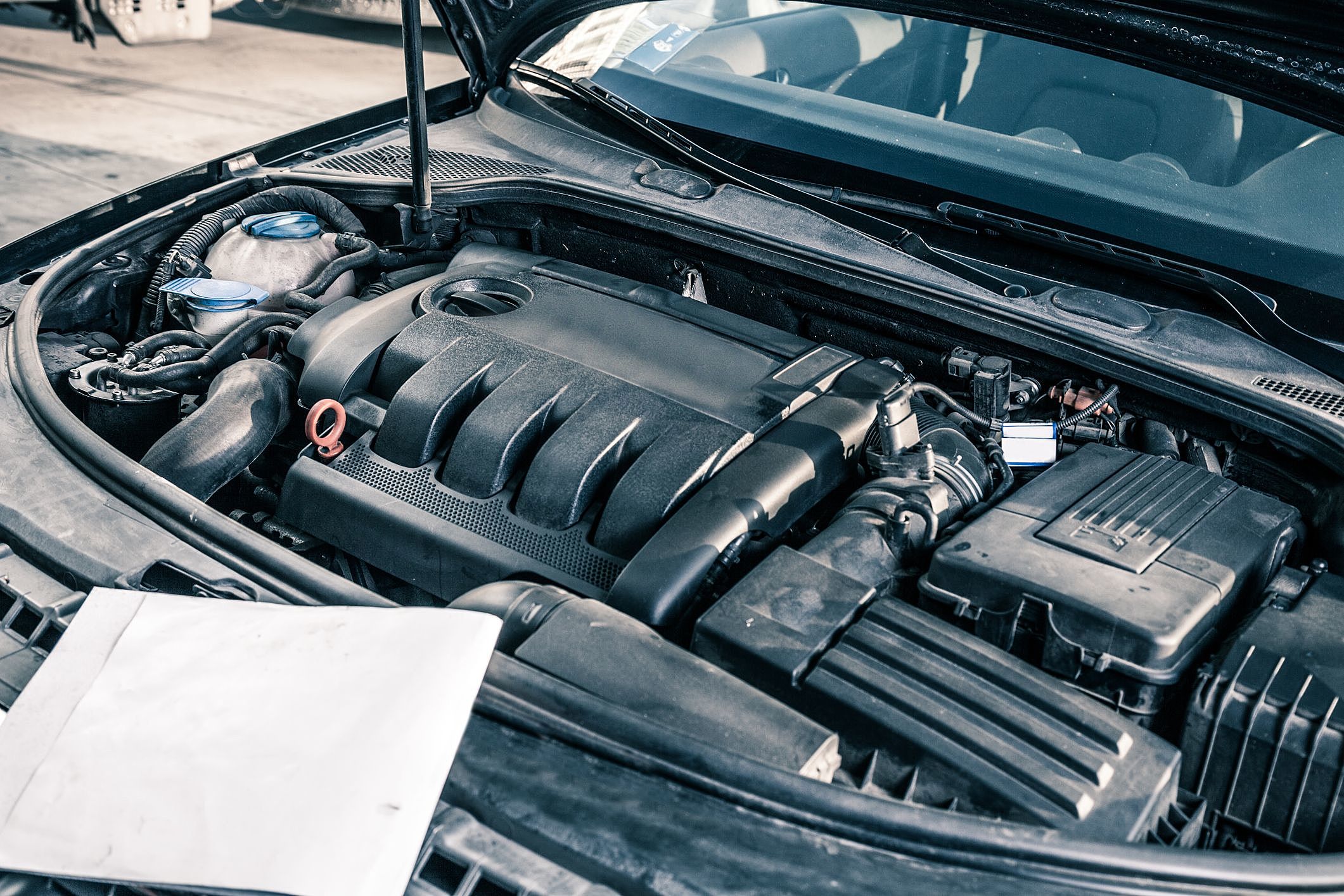 Por que é importante ficar atento à rotação do motor?