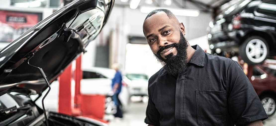 O que é feito na revisão do veículo e o que deve ser observado?