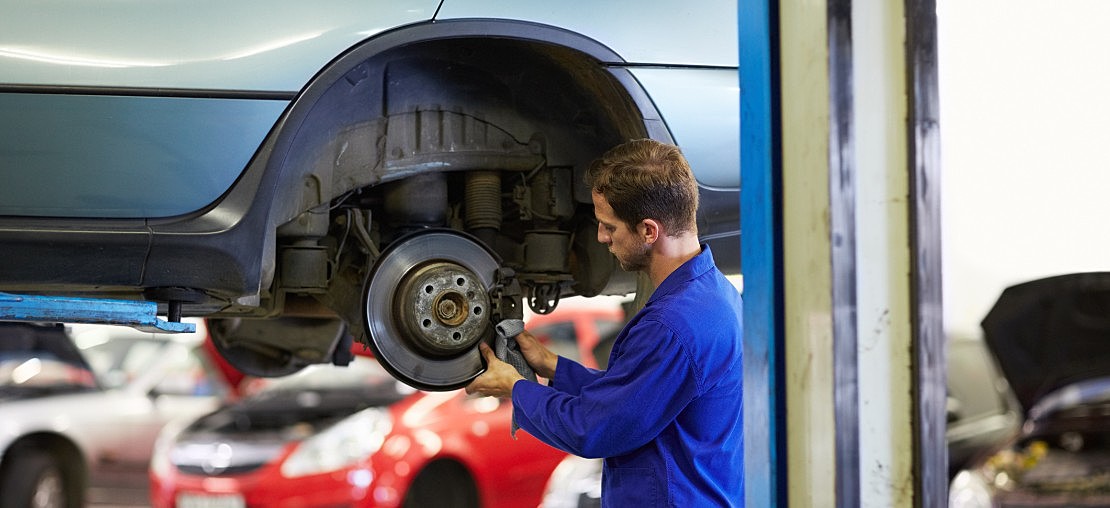 Saiba como fazer a revisão no sistema de freio hidráulico de forma correta
